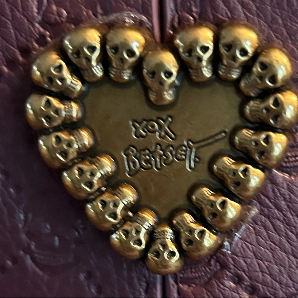 Betsey Johnson Skull XO Millie Handbag NWT